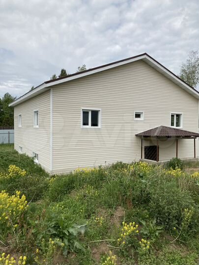 Дом 247,8 м² на участке 9,9 сот.