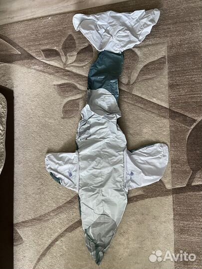 Надувной дельфин