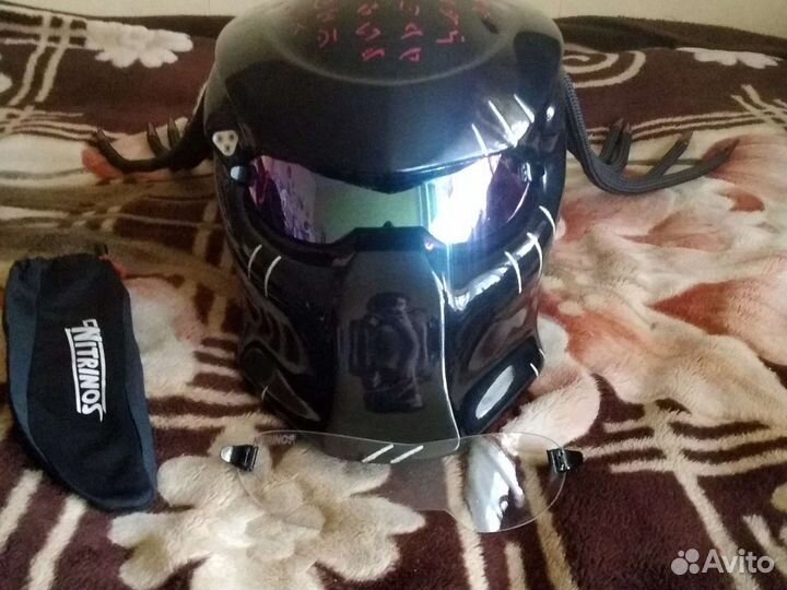 Шлем для мотоцикла (состояние нового)