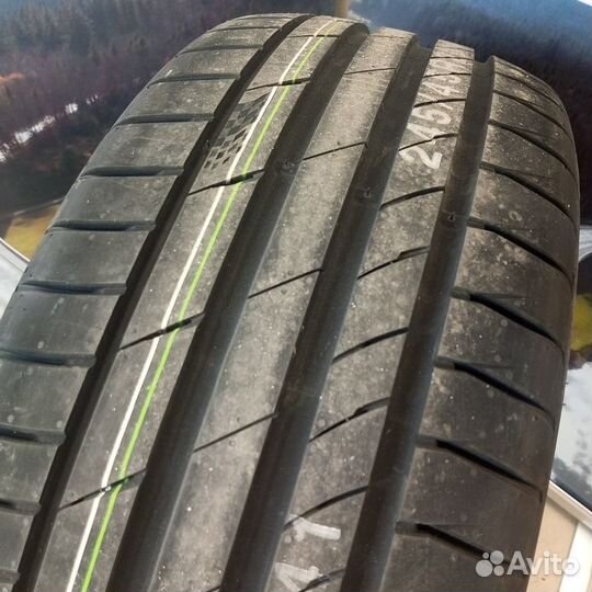 Kumho Ecsta PS71 245/40 R19 98Y