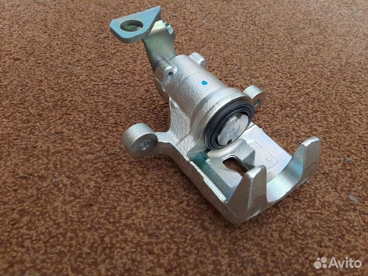 Суппорт на kia rio 3