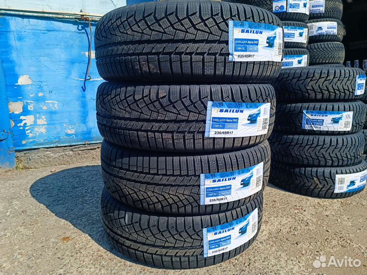 Sailun Ice Blazer Alpine EVO1 235/65 R17