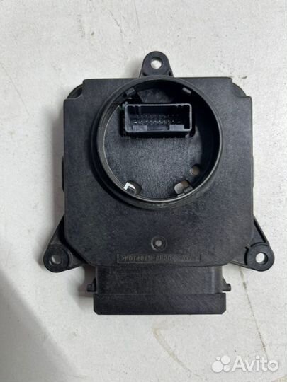 Блок розжига фары передний левый Toyota Camry