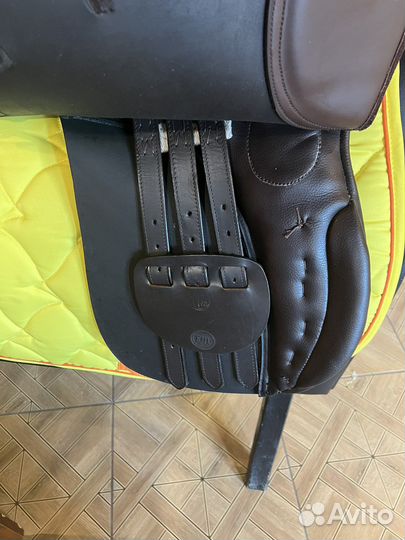 Седло спортивное универсальное