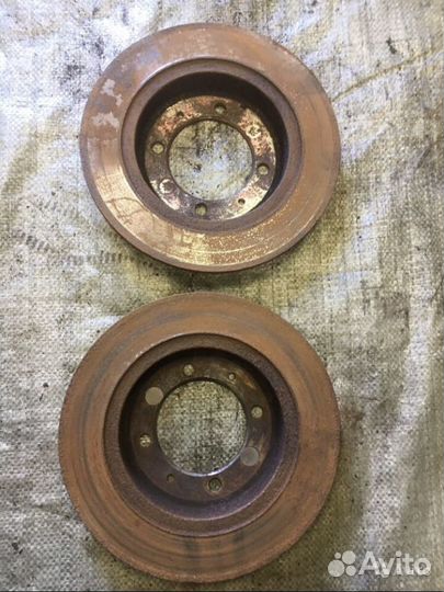 Диск задний торм Volvo S40/V40 Mitsubishi carisma