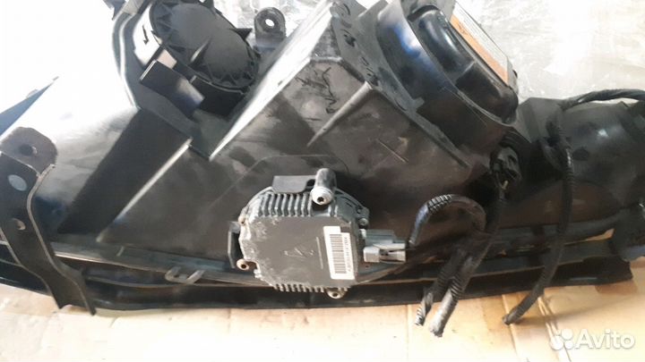 Фара ксенон левая правая Хонда Сивик 5д