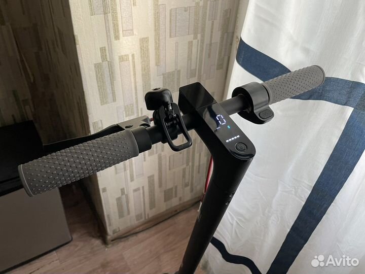 Xiaomi Mi 1S Electric Scooter электросамокат