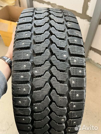 Зимние шины 215 60 r 16