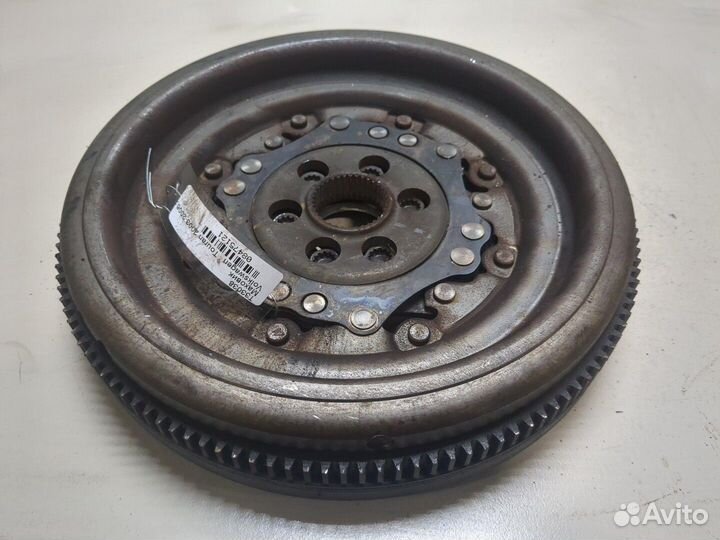 Маховик Volkswagen Touran, 2005