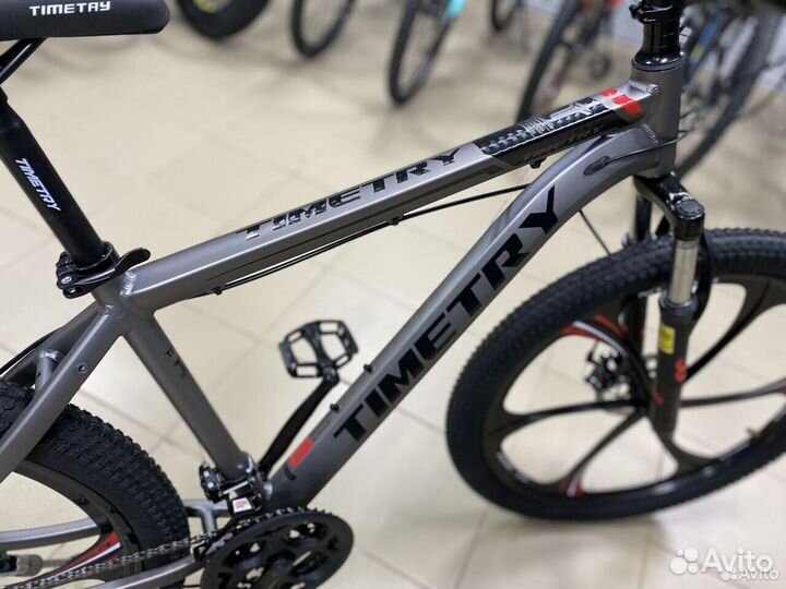 Велосипед на литых дисках