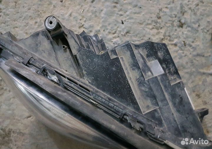 Фара на Mercedes ml w166 стекло