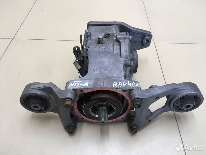 Редуктор задний Toyota RAV4 (40)