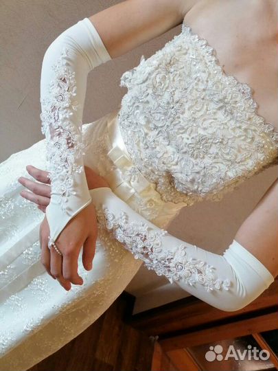 Свадебное платье