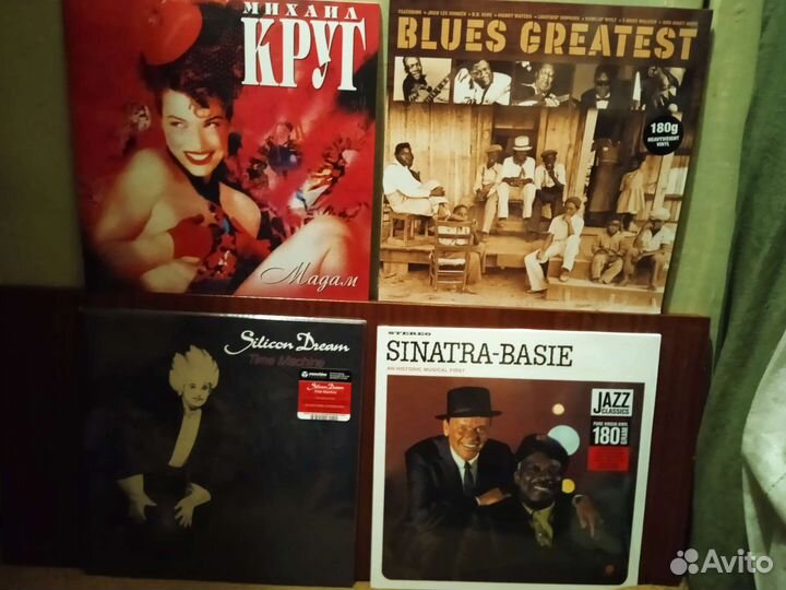 Виниловые пластинки Бон Скотт-Джорджи.ас,дс.ZZ T