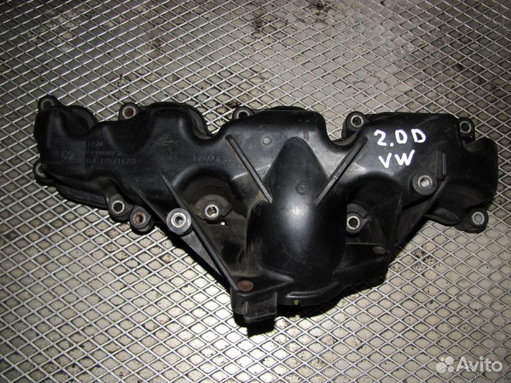 Коллектор впускной Фольксваген Крафтер 2.0 дизель