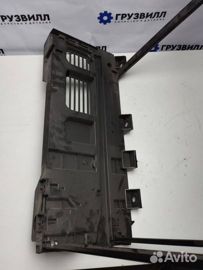 Кронштейн (крепление) Renault T 82315436