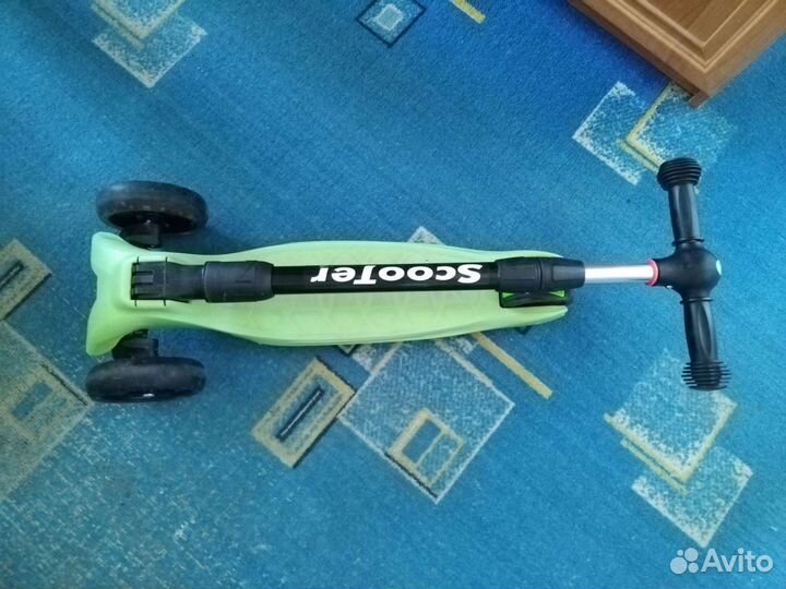 Самокат детский трехколесный бу