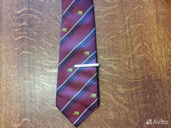 Галстук шёлк в комплекте
