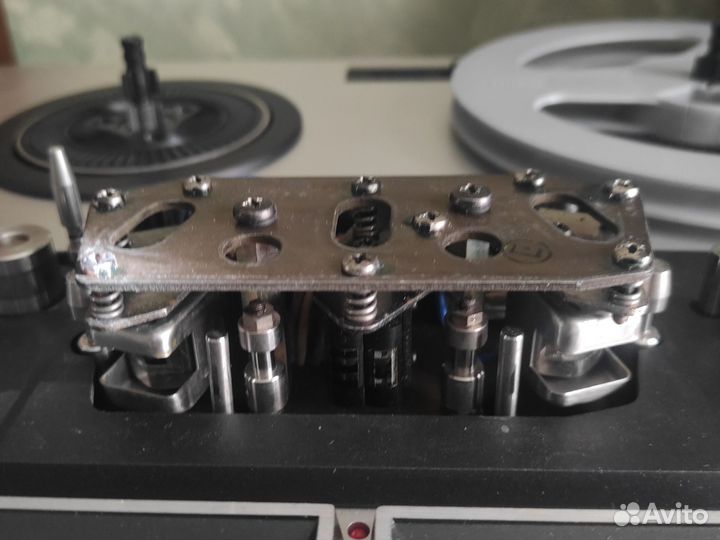 Катушечный магнитофон akai gx 270D