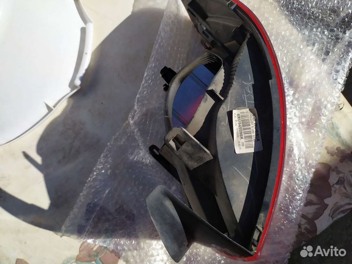 Фонарь задний правый Фольксваген Поло 2015-2020 г