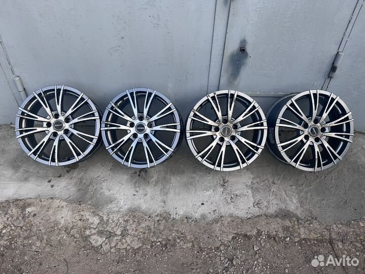 Литые диски R17 5x114,3