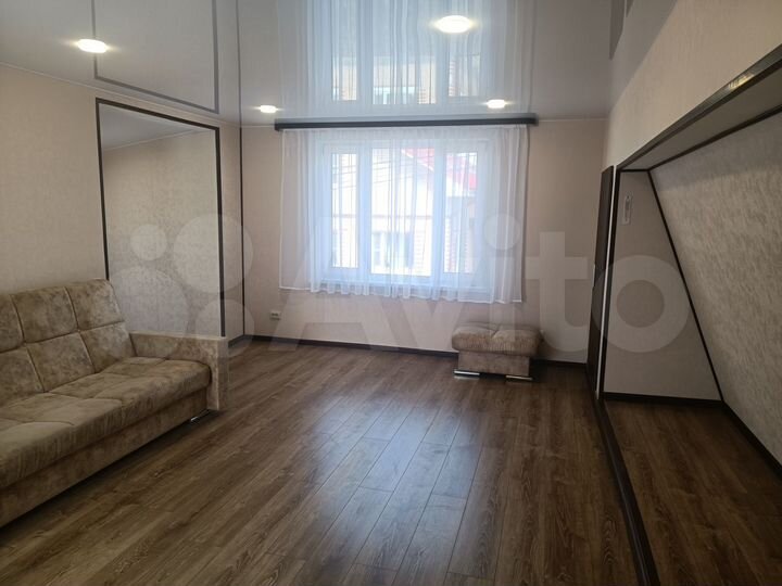 Дом 77,6 м² на участке 1 сот.