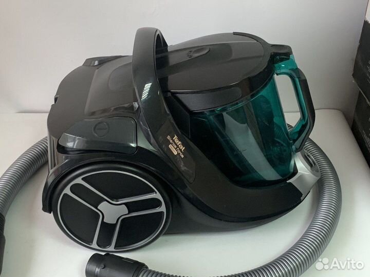 Пылесос Tefal Silence Force TW7222EA