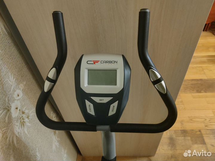 Велотренажер carbon u200