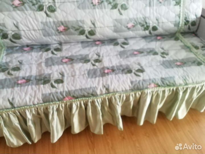 Покрывало на кровать стеганное