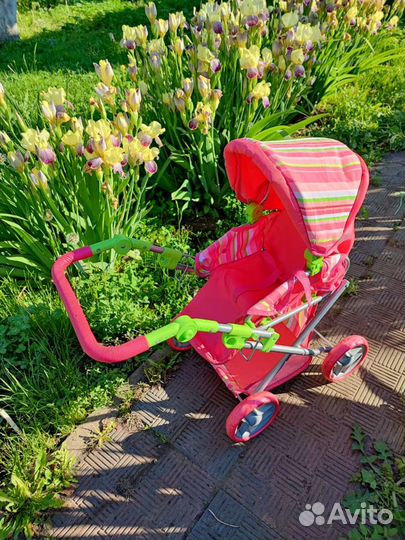 Прогулочная коляска (игрушка)