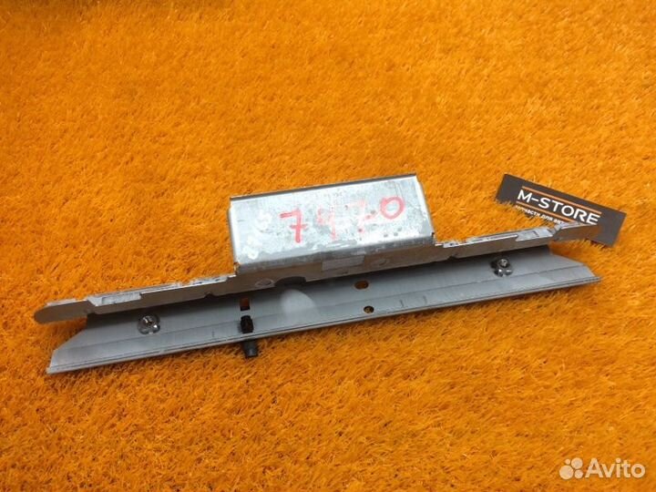 Кронштейн ручки открывания багажника Audi A4 B8/8K