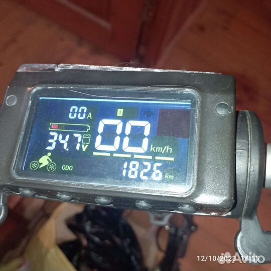 Электросамокат kugoo