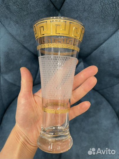 Хрустальные стаканы золотые