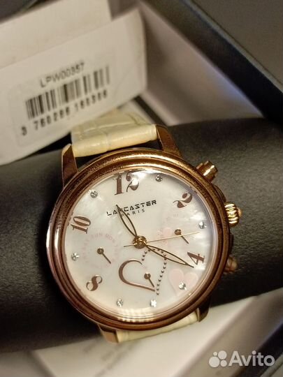 Часы наручные женские