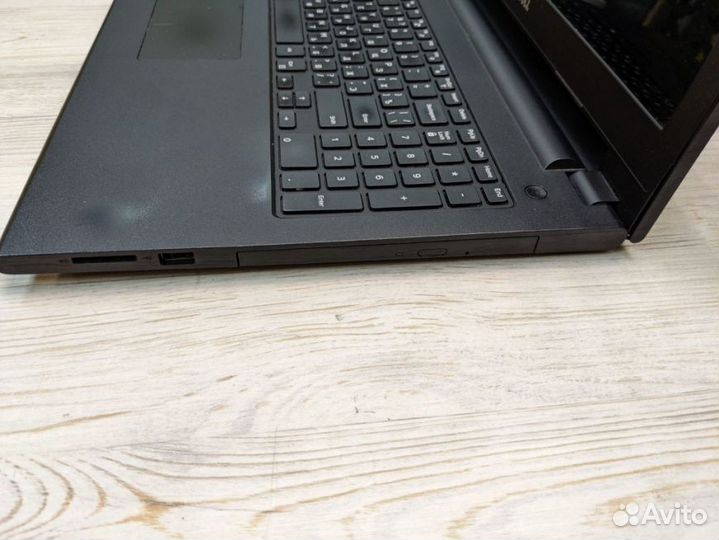 15.6 Ноутбук dell Inspiron 15 на Intel Core i3 403