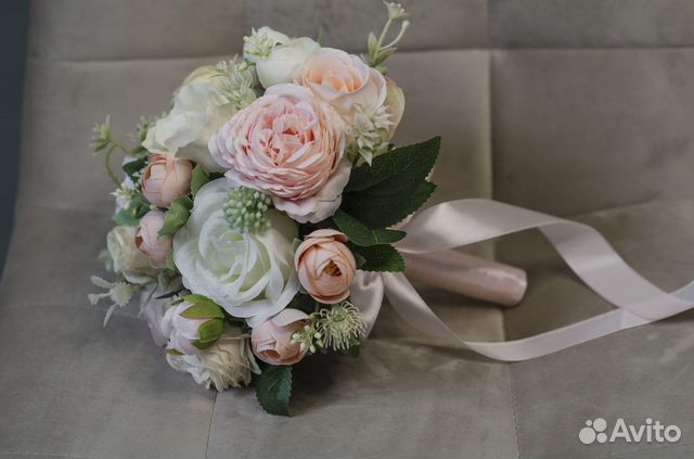 Аксессуар для невесты: букет, букет дублер