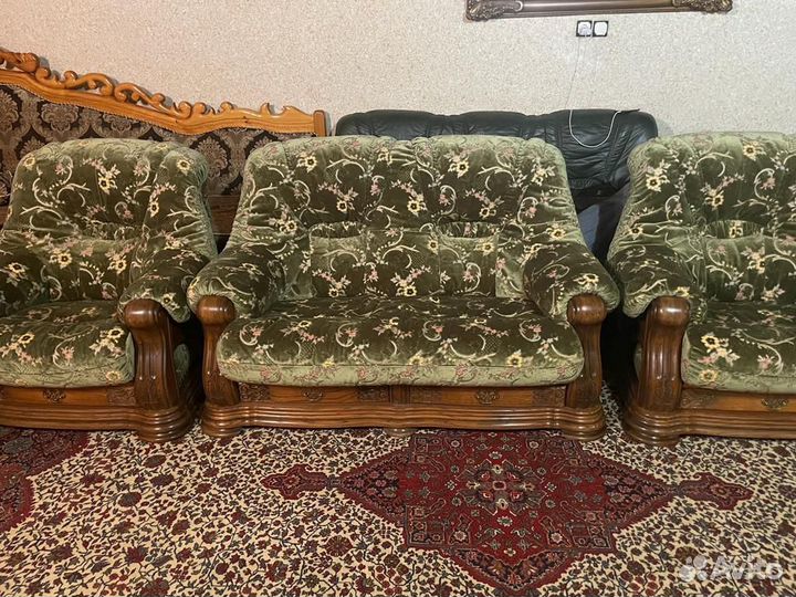 Хол румынский на дубе