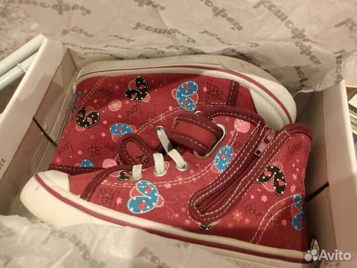 Обувь пакетом девочке кеды ботинки сандали 27