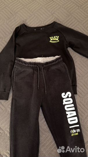 Спортивный костюм на мальчика 134-140