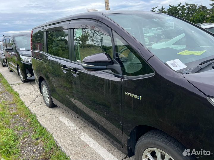 Toyota Noah 1.8 CVT, 2014, 150 000 км