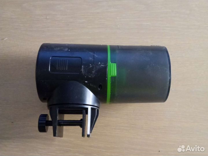 Автоматическая кормушка для рыб