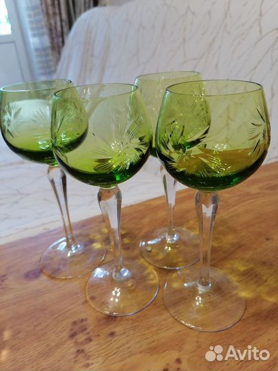 Хрустальные цветные фужеры, Богемия