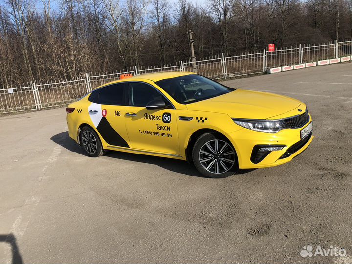 Персональный водитель руководителя со своей ам