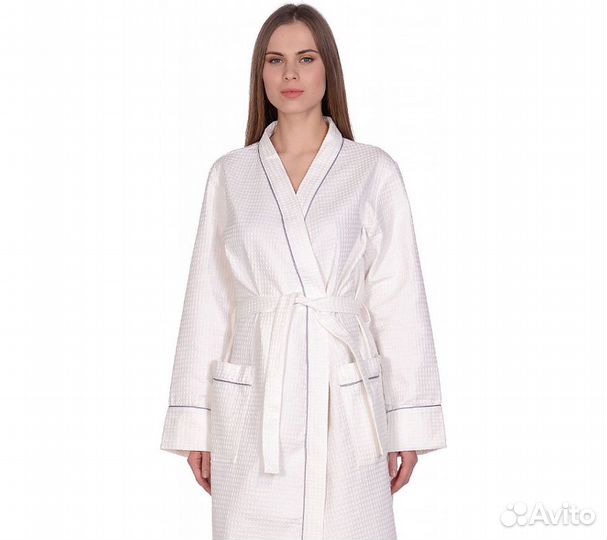 Халат вафельный Home One с кантом отбеленный 42