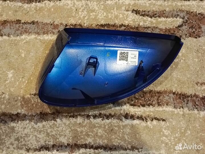 Новая крышка правого зеркала VW Tiguan 2 синяя