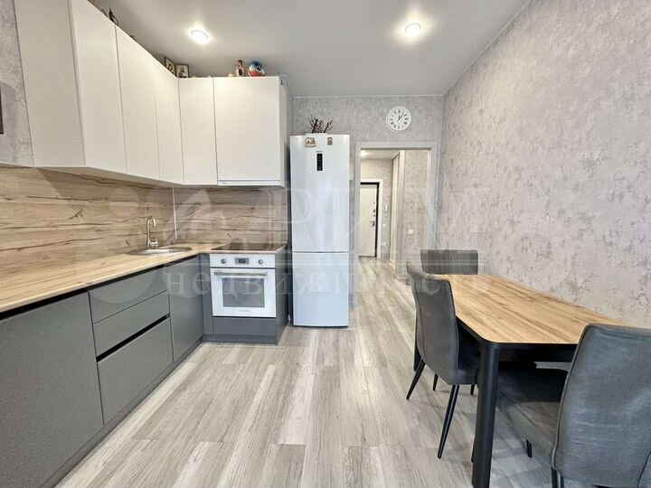 2-к. квартира, 69,3 м², 3/16 эт.