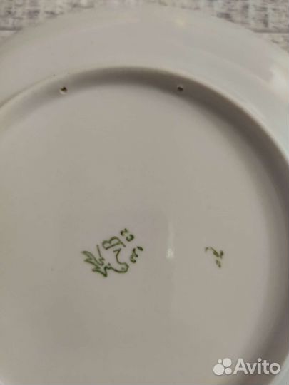 Настенная тарелка