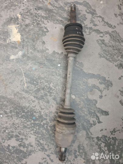 Привод в сборе перед левый. Солярис АКПП, 2015г