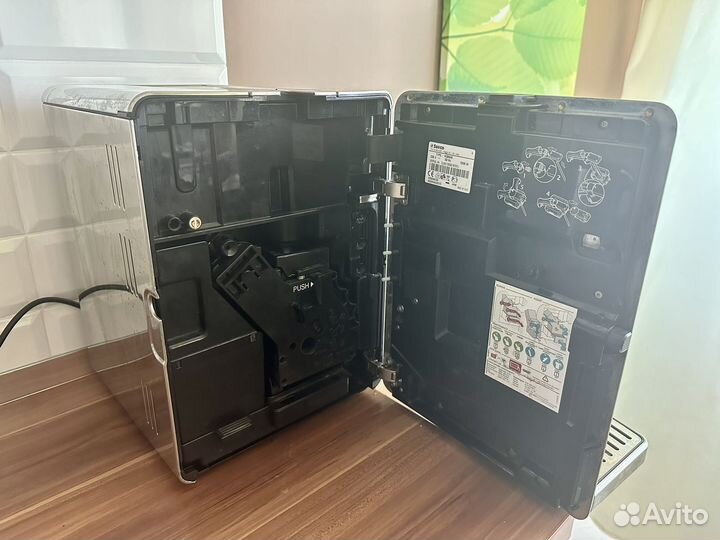 Кофемашина Philips Saeco Xelsis