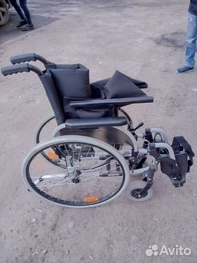 Коляска инвалидная